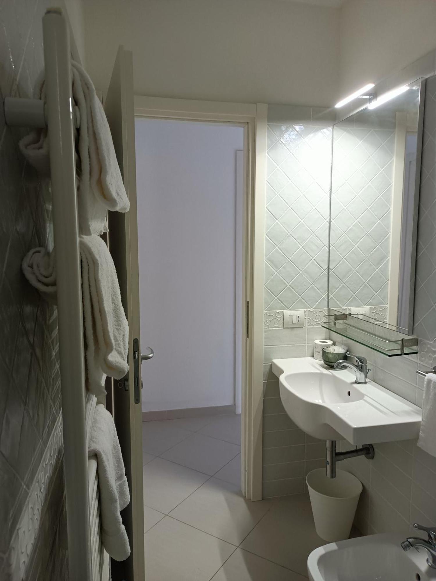 Luxury Beach House Porto Santo Stefano  Ngoại thất bức ảnh
